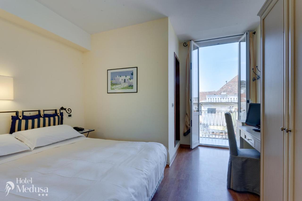 Hotel Medusa Finale Ligure Esterno foto