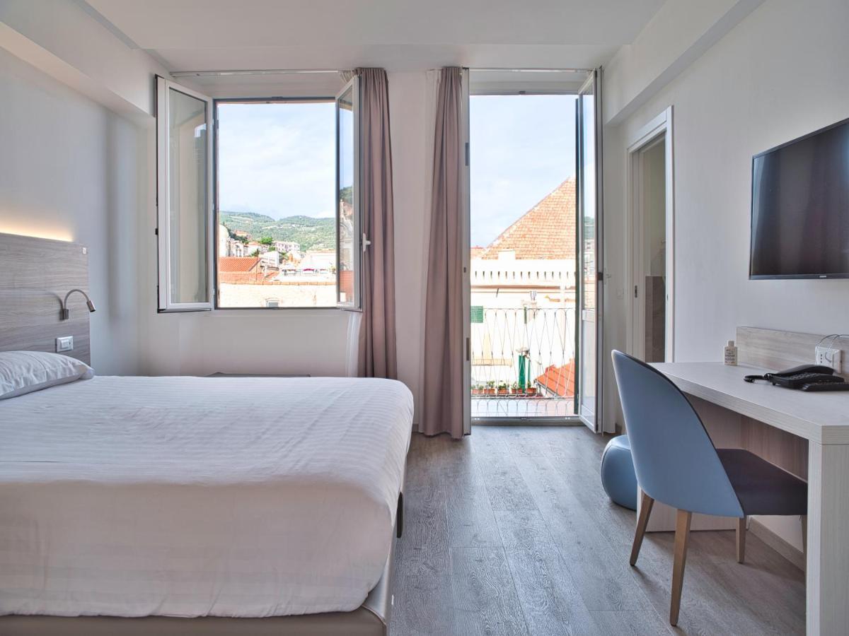 Hotel Medusa Finale Ligure Esterno foto