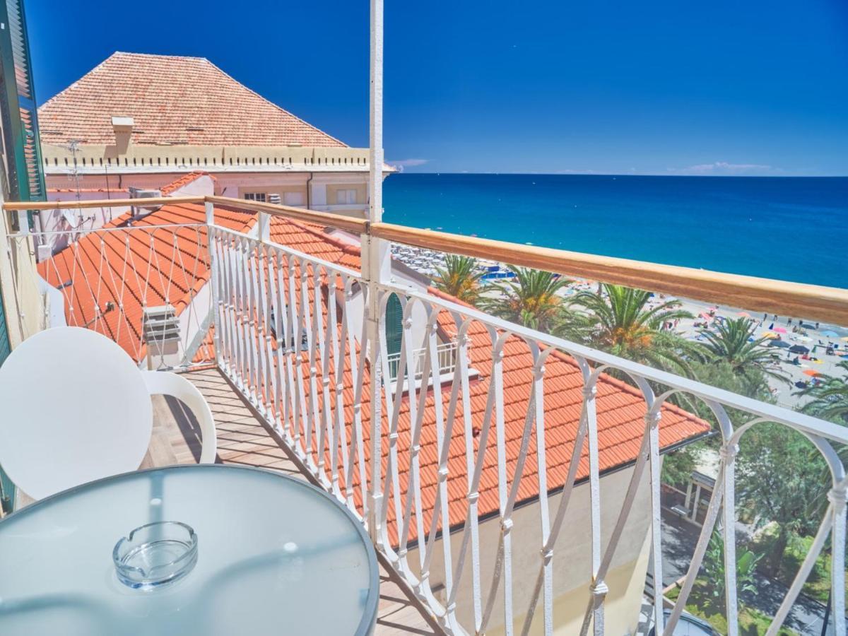 Hotel Medusa Finale Ligure Esterno foto